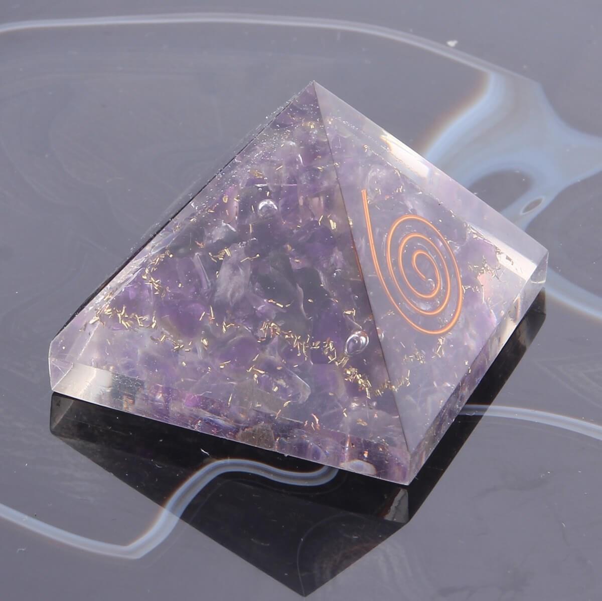 SERTİFİKALI Ametist Taşı  Orjinal ( Taşlar) Doğaltaş Piramit-3,5 x 4,5 cm 48 gr