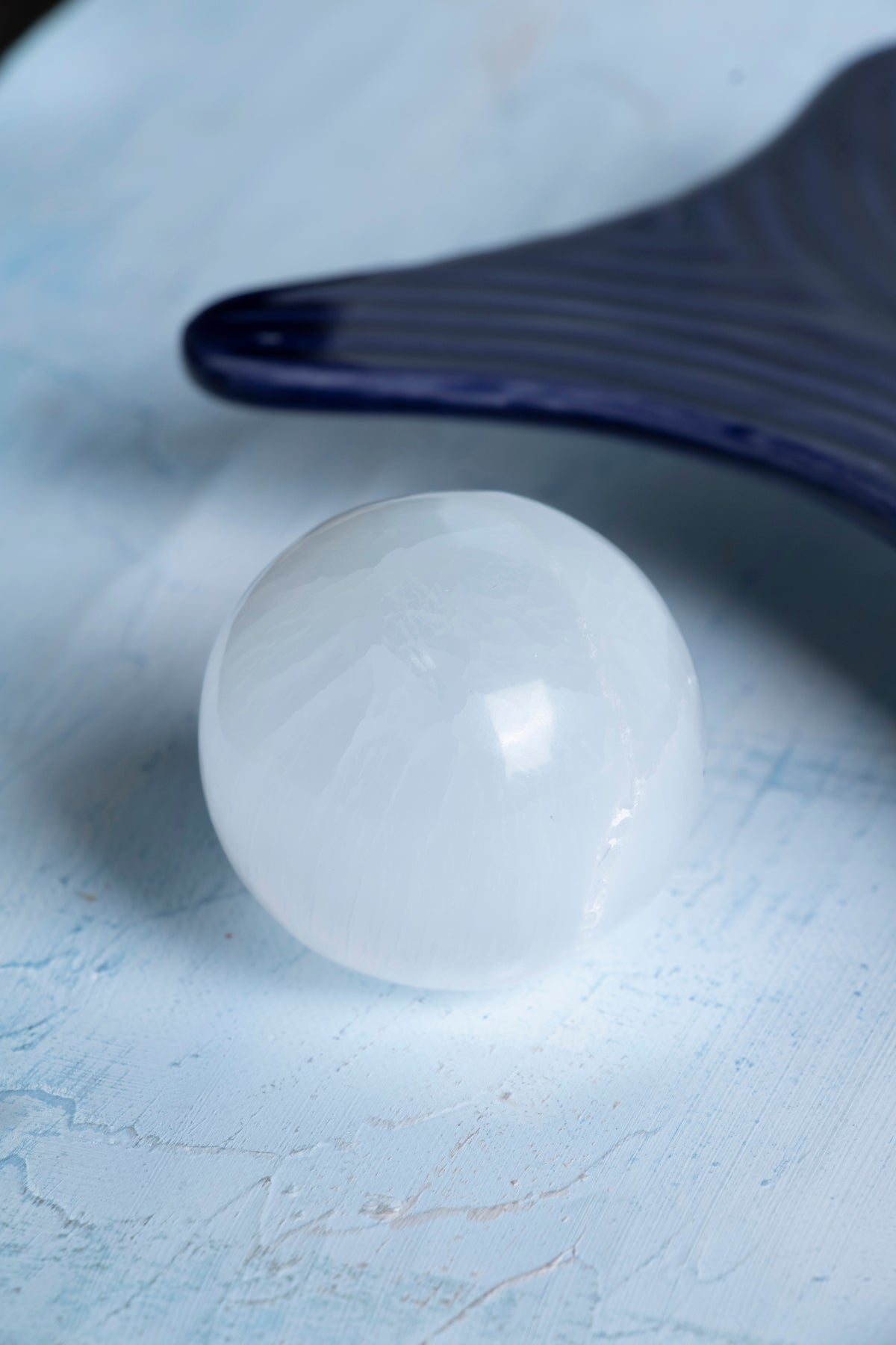 Saf Ay Işığı: Selenit Küre  / Selenit obje no:15 S.K: 0101