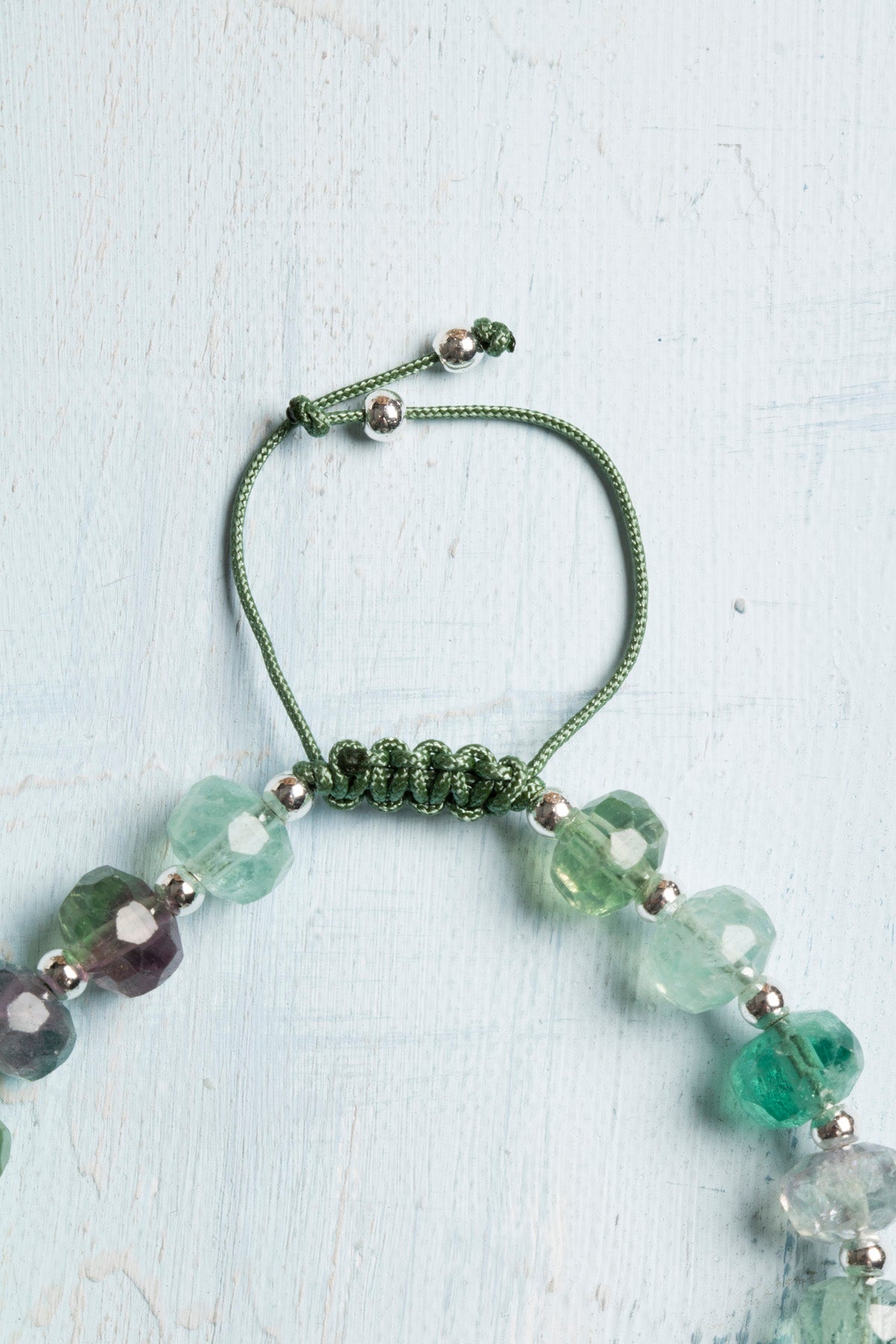 Sertifikalı Doğal Florit Taşı Makrome Ayarlanabilir Bileklik – Zihin Açıcı &amp; Enerji Dengeleyici