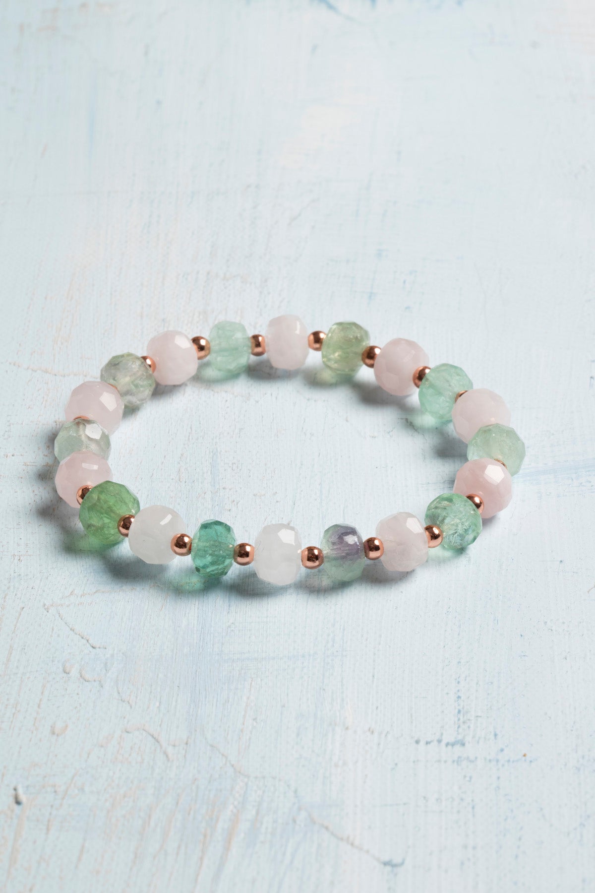 Sertifikalı Florit &amp; Pembe Kuvars Bileklik – Duygusal Denge ve Kalpten Gelen Şifa