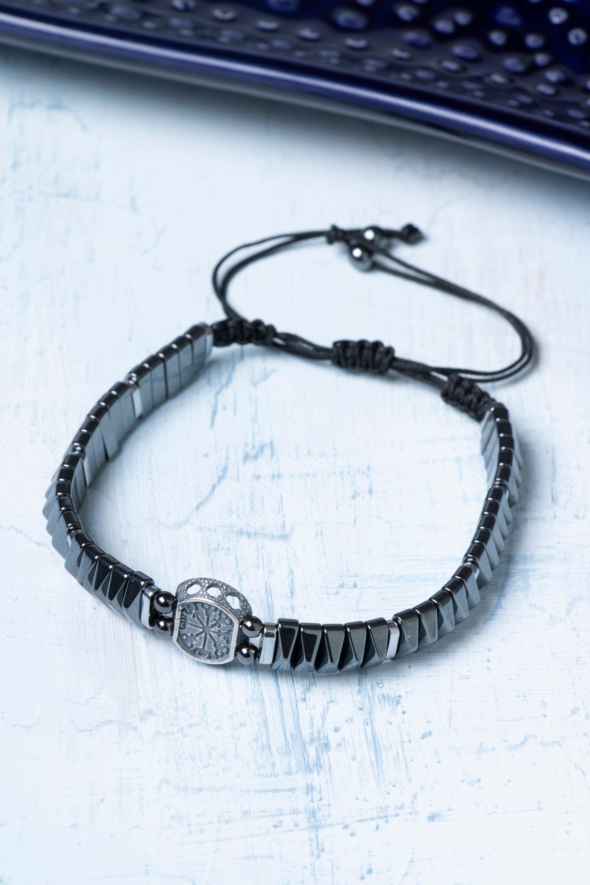 Sertifikalı Hematit Doğal Taş Gümüş Aksesuarlı Makrome Bileklik