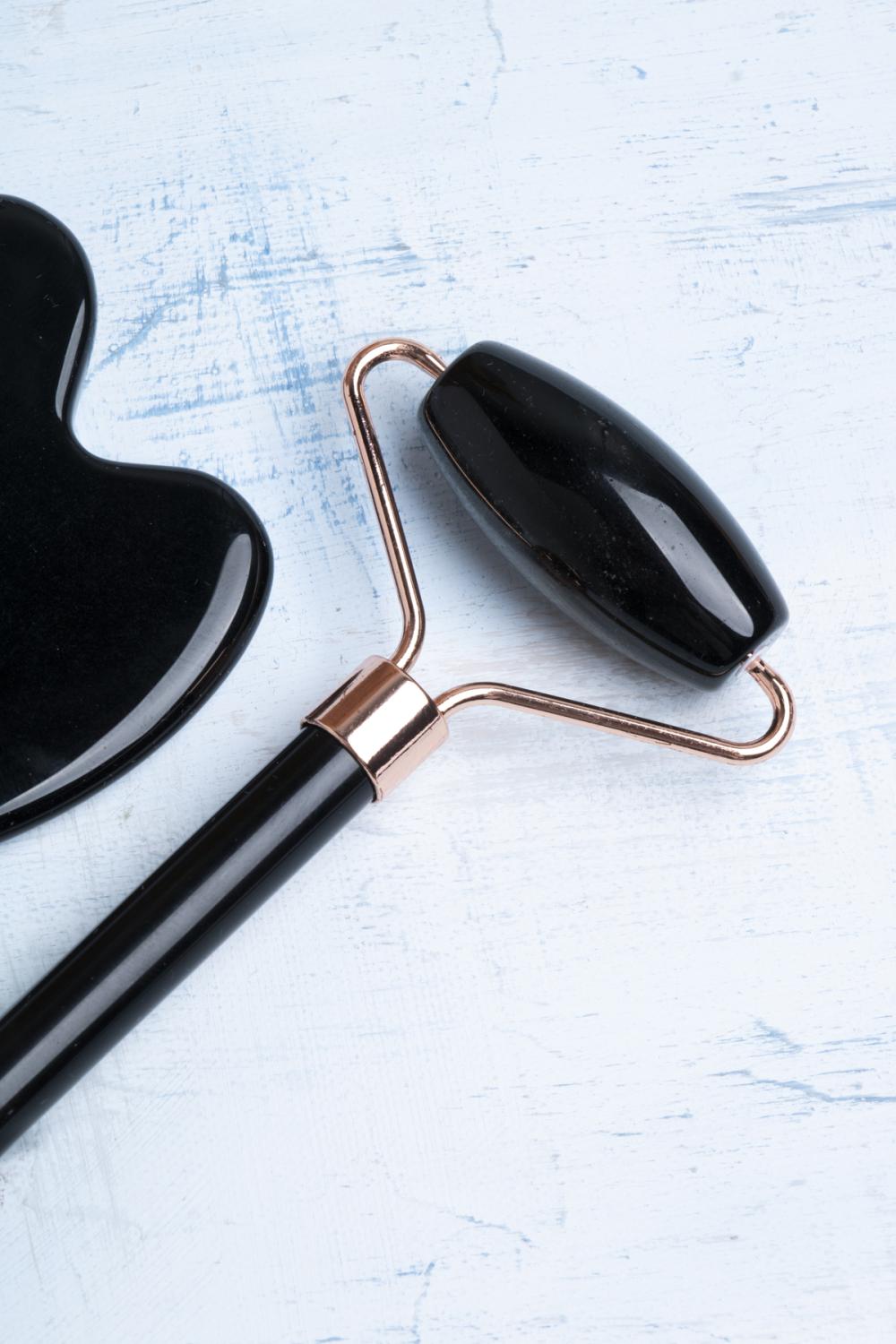 Sertifikalı Obsidyen Roller &amp; Obsidyen Kalpli Gua Sha