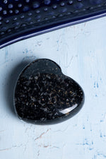 Sertifikalı Şungit Doğal Taş - Arınma ve Detoks Kalbi S.K: 0039